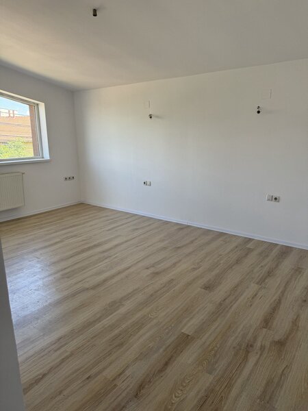 Pipera, OMV, vila duplex, pret pentru ambele parti, reducere 60.000 euro
