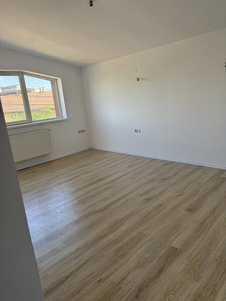 Pipera, OMV, vila duplex, pret pentru ambele parti, reducere 60.000 euro